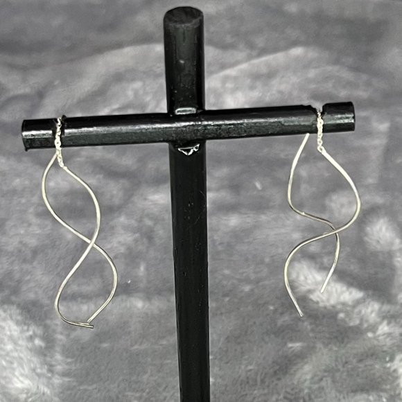 Harry Mason Silver Ear Threaders - Picture 1 of 3